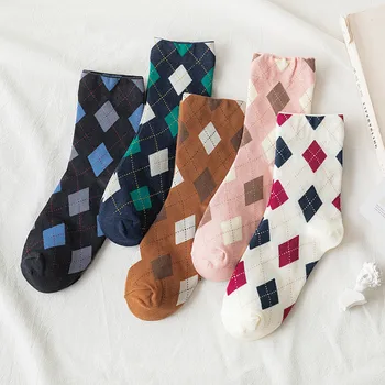 1 par Ženskih Čarapa u Škotskom stilu, ženske Proljeće-jesen Kariranih Vintage Dizajn čarape Sox, Šarene Zabave Čarape Sokken