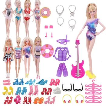 40 kom. Pribor za Barbie = 2 prstena + 2 kompleta glava + 1 matica + 2 valjkasti sljemena + 2 stakla + 2 narukvice + 2 prstena + 10 cipela + 5 комбинезонов + 5 skupio