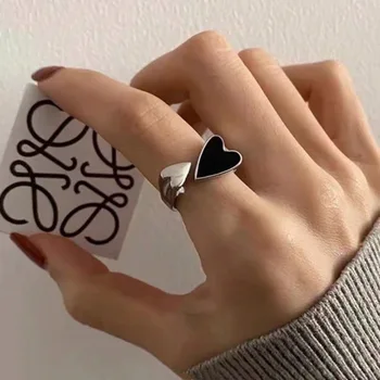 Ženski Kreativni Dizajn, Jednostavan Prsten Za Par Metalne Moderan Smještaj Prsten za Ponude Ruke i Srca, Poklon za Valentinovo